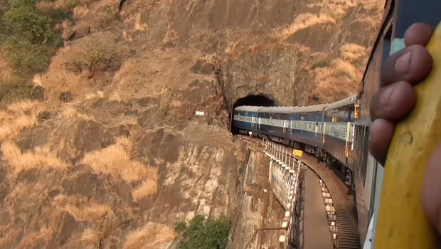 indian-train-tunnel