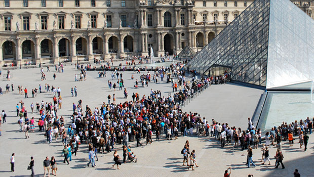 louvre-queue